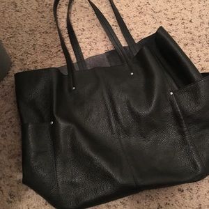 American Eagle genuine leather bag